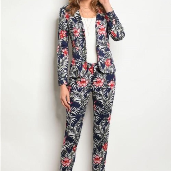 ‘Ibiza’ Navy Tropical Floral Blazer Jacket - Picture 2 of 5